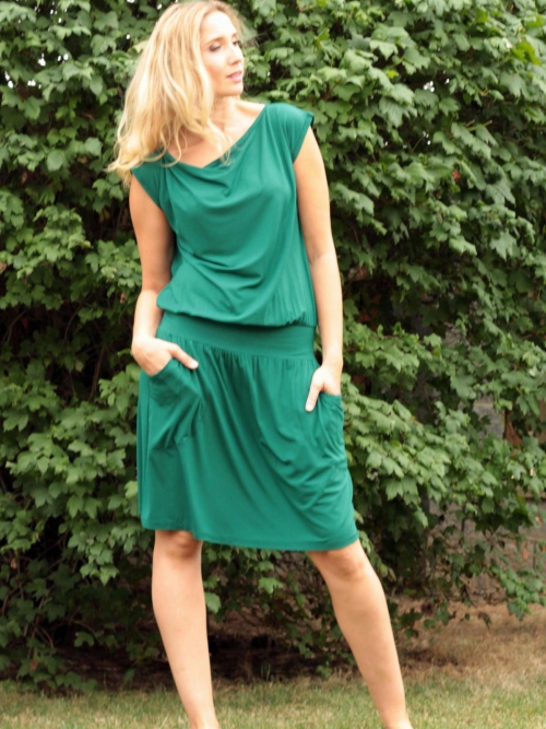 Zelené volné šaty krátké