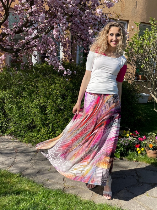 Polokolová sukně- dlouhá barevná