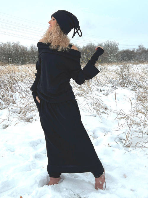 Dlouhá zimní sukně černá
