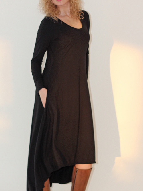 Šaty se zvonovou sukní černé II