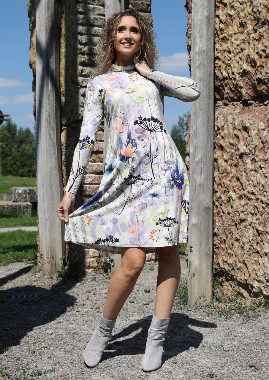 Zvonové šaty s rolákem šedofialové