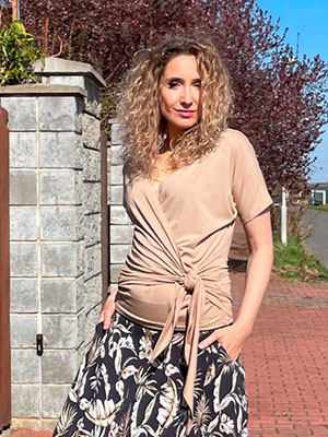 Zavazovací tunika béžová