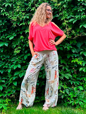 Volné kalhoty - se vzorem fashion