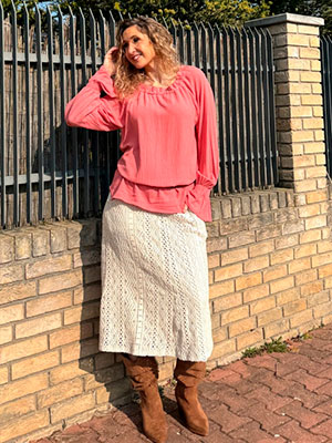 Zvonová krajková sukně