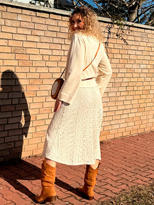 Zvonová krajková sukně