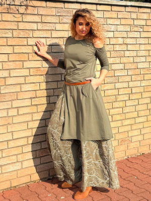 Kalhotová sukně dlouhá khaki s květy