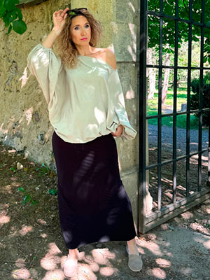 Volná béžová tunika