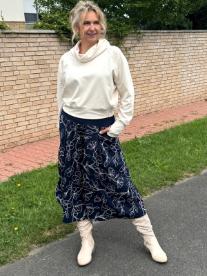 Kalhotová sukně maxi modrá s květy