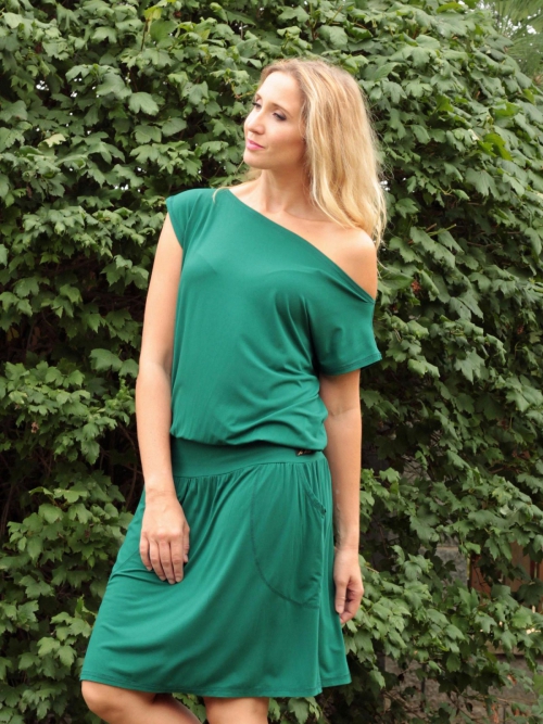 Zelené volné šaty krátké