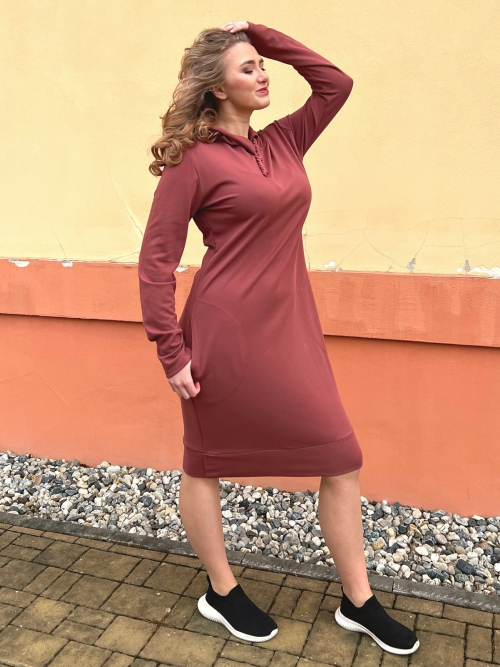 Marsal šaty s kapucí