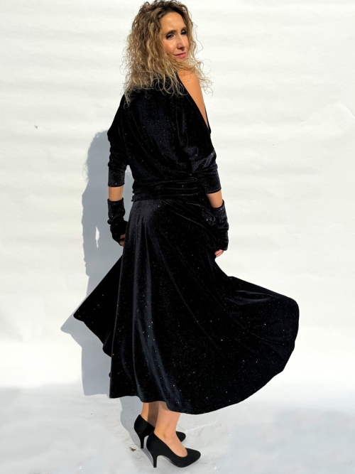 Polokolová sukně černá se stříbrnou nitkou