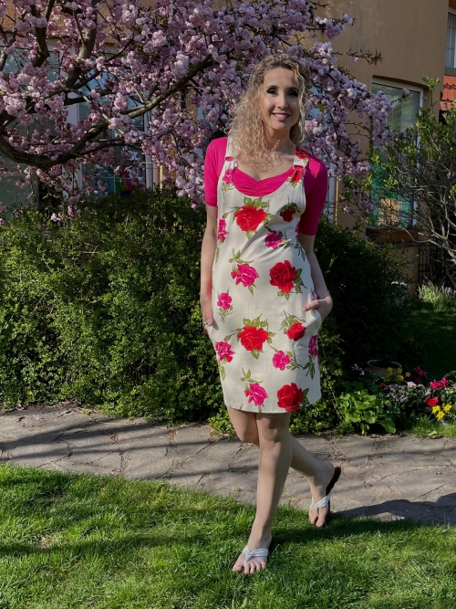 Květovaná šatová sukně - krátká