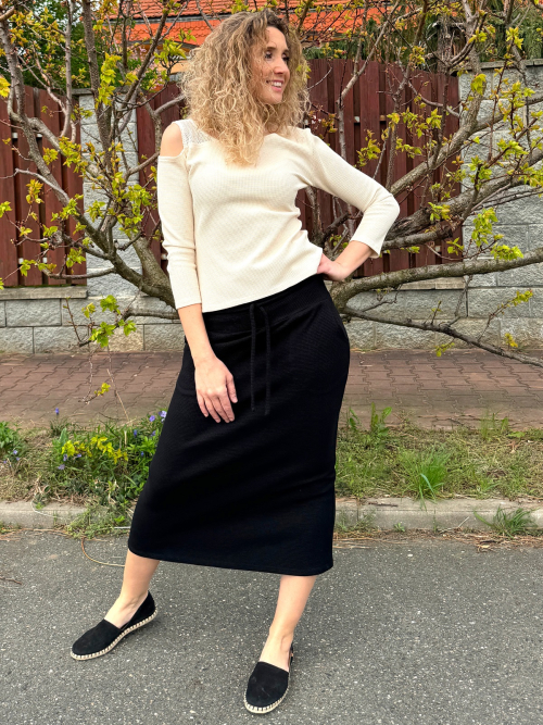 Černá vaflová sukně s kapsami dlouhá