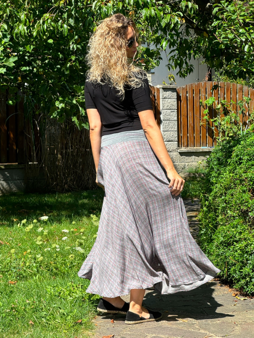 Polokolová sukně- kostička