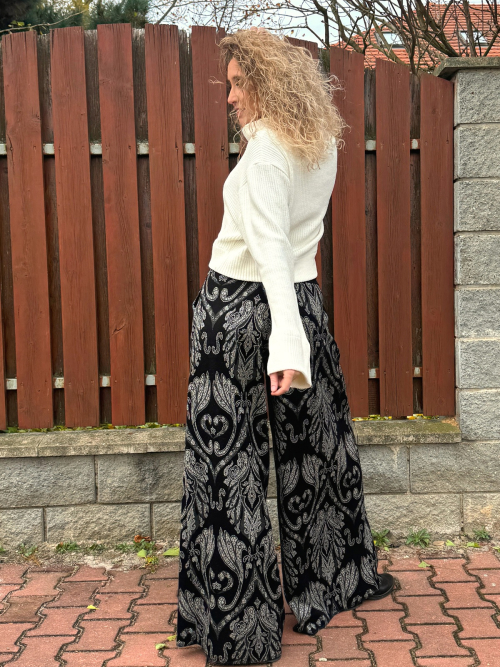 Kalhotová sukně černo-bílá
