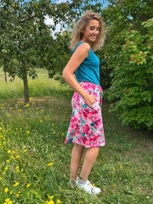 Sukně s kapsami krátká barvičky