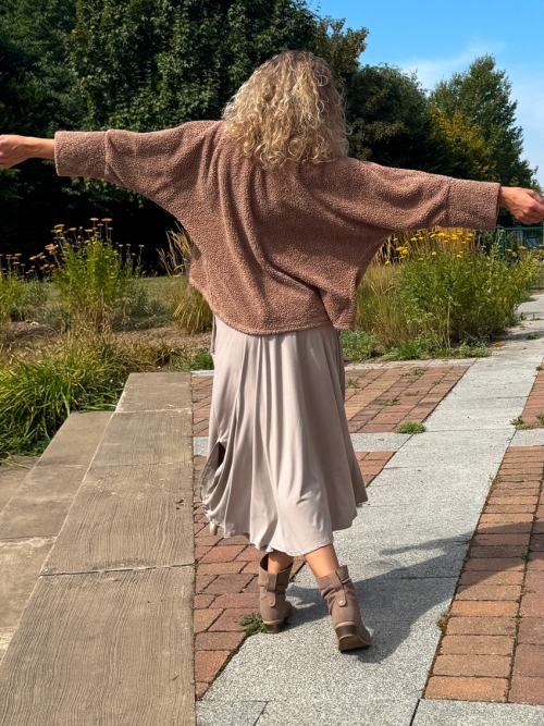 Kabátek netopýr béžový plyš