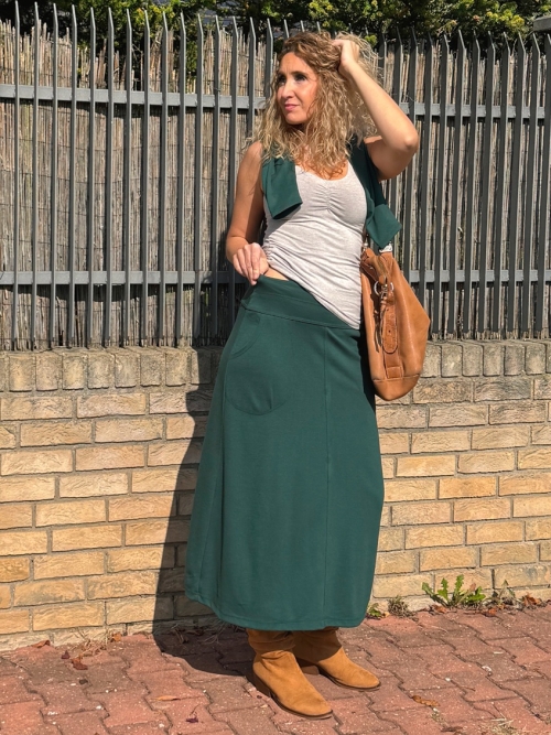 Zvonová sukně tmavě zelená