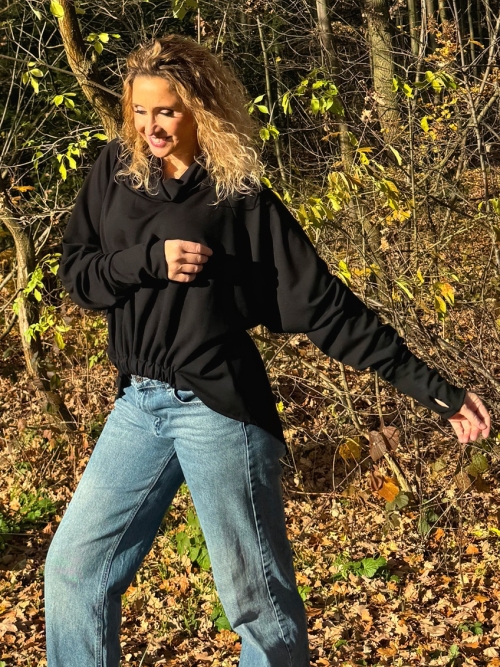 Volný rolák s gumou černý dlouhý