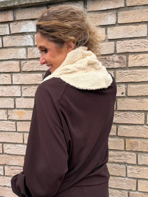 Bavněný rolákový nákrčník světlý beránek