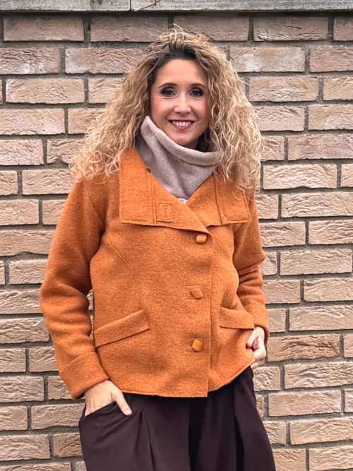 Volné sako z pařené vlny medové