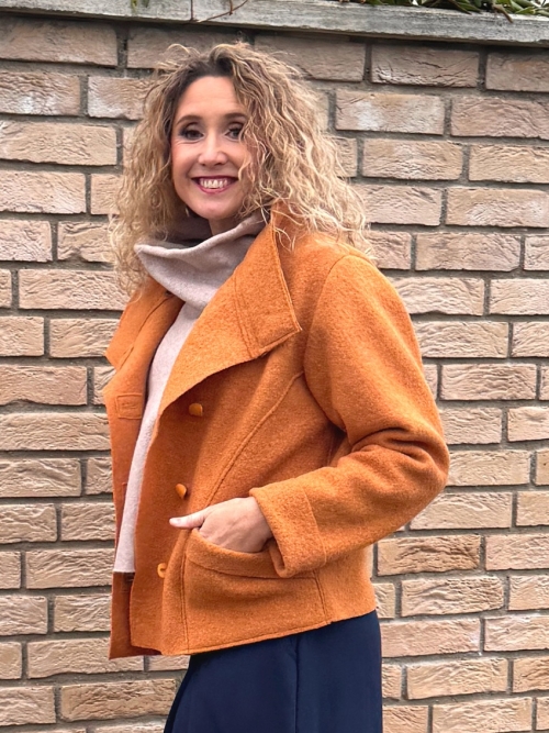 Volné sako z pařené vlny medové