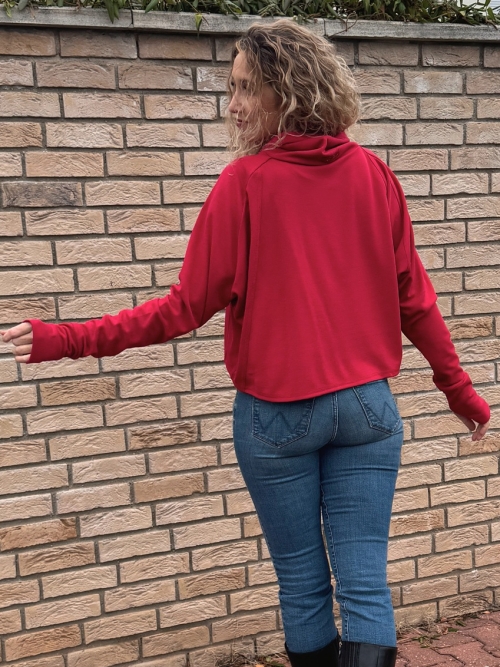 Červený volný rolák