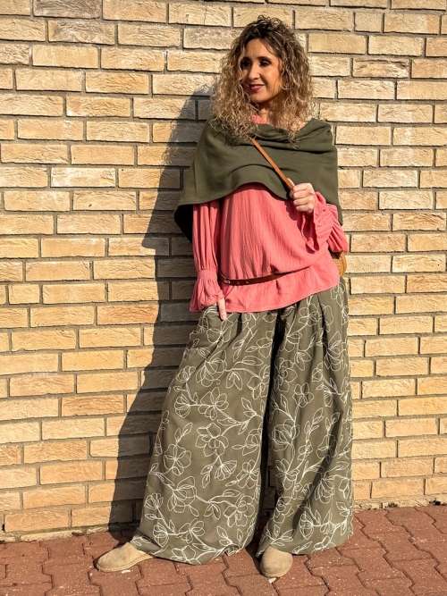 Kalhotová sukně dlouhá khaki s květy