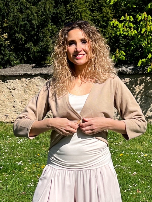 Kardigan krátký béžový pasový