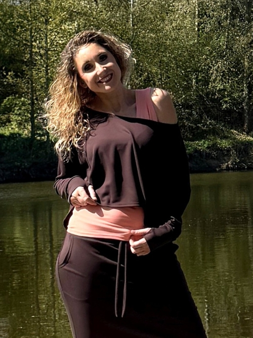 Hnědá volná mikina