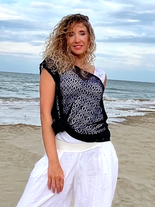 Volná tmavě modrá krajková tunika/šaty