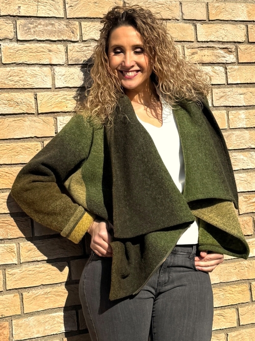 Křivák z vlněného fleesu zelené ombré