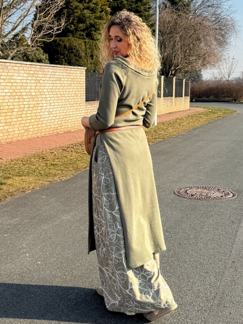 Dlouhá tunika s rozparky khaki