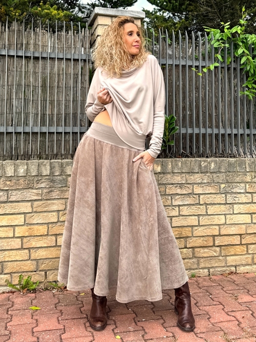 Polokolová manžestrová sukně