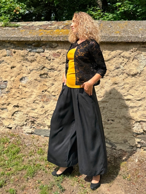 Kardigan krátký elegantní černá krajka