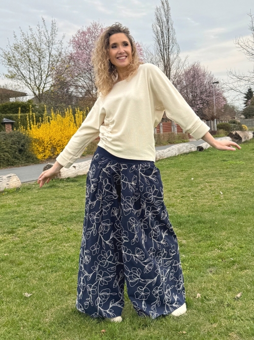 Kalhotová sukně dlouhá modrá s květy