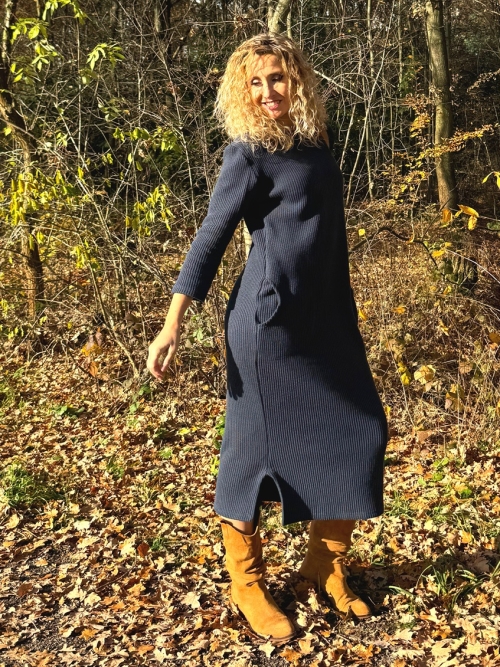 Svetrové šaty tmavě modré