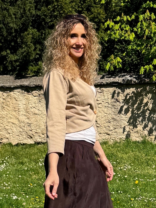 Kardigan krátký béžový pasový