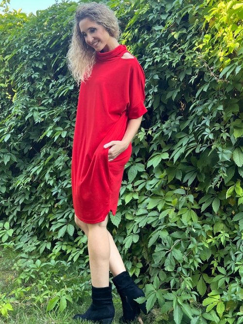 Rolákové šaty krátké červené