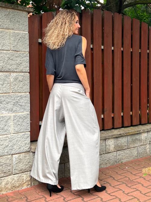 Kalhotová sukně s hedvábím šedá