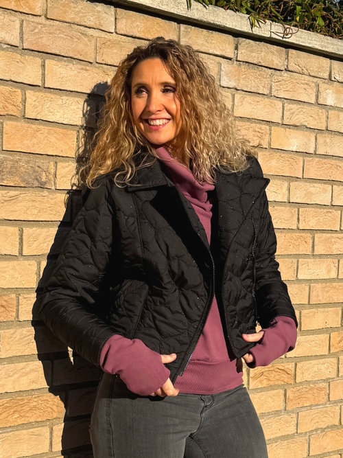 Křivák černý z bundového proševu