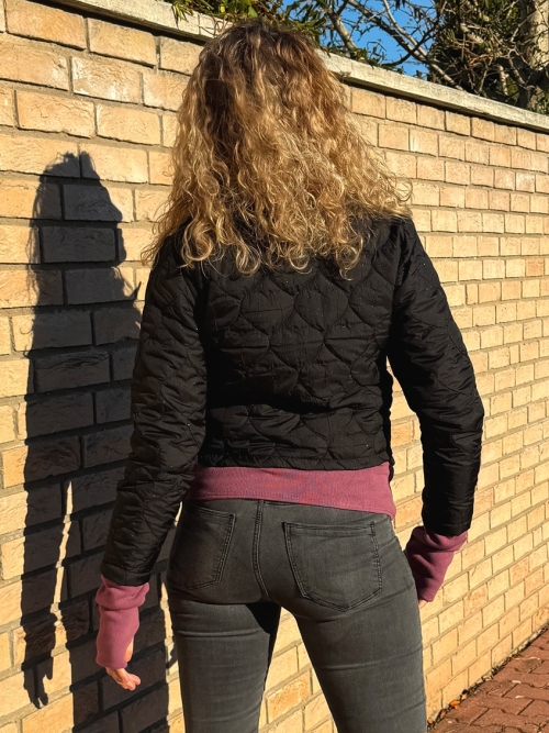 Křivák černý z bundového proševu