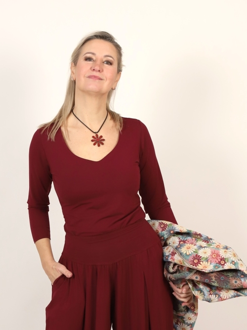 Tričko zdvojené srdcový výstřih vínové