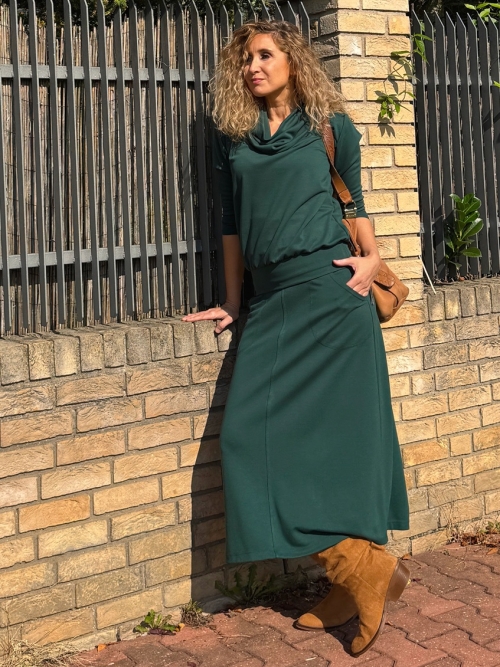 Zvonová sukně tmavě zelená