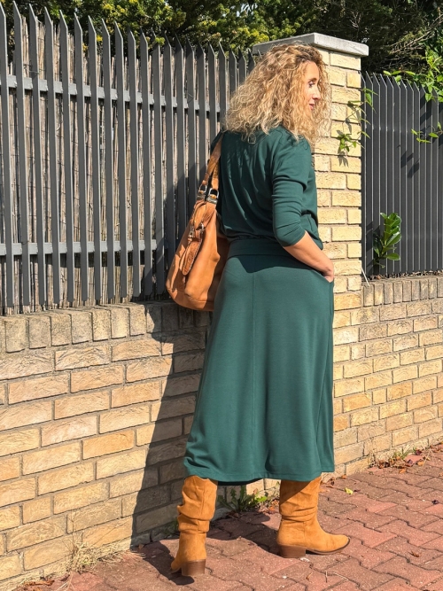 Zvonová sukně tmavě zelená