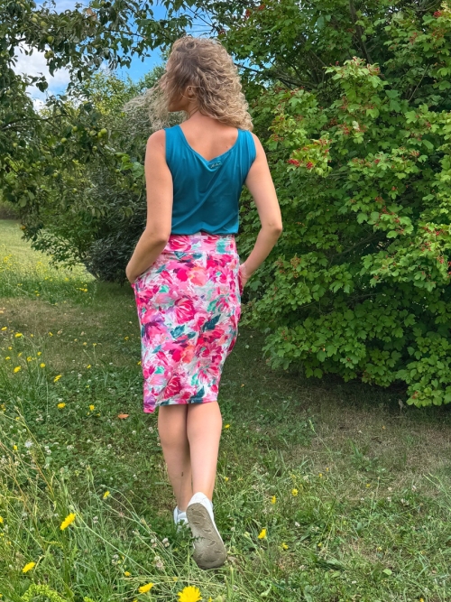 Sukně s kapsami krátká barvičky