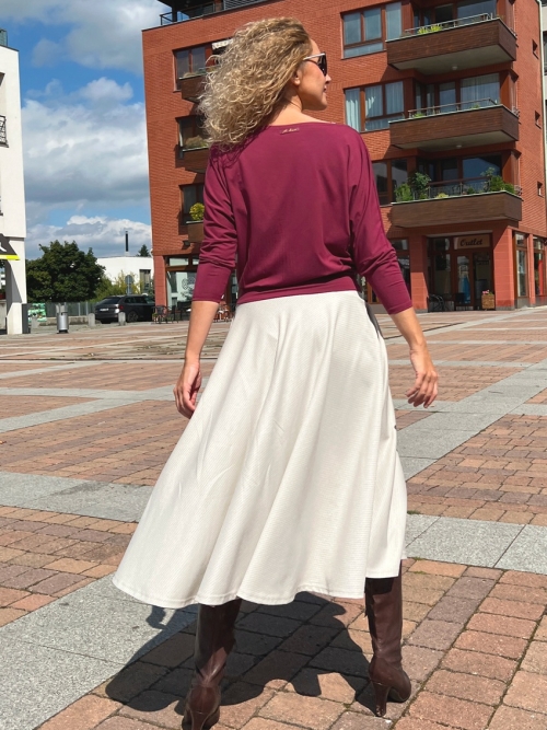 Polokolová sukně béžová kostička