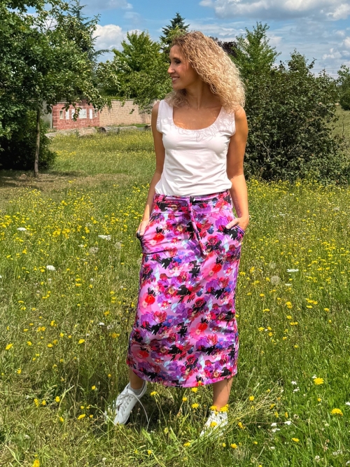 Sukně s kapsami dlouhá fialové květy